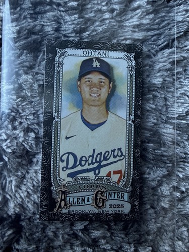 SHOHEI OHTANI Black Mini Card #132 SP 2025 Topps Allen & Ginter Dodgers