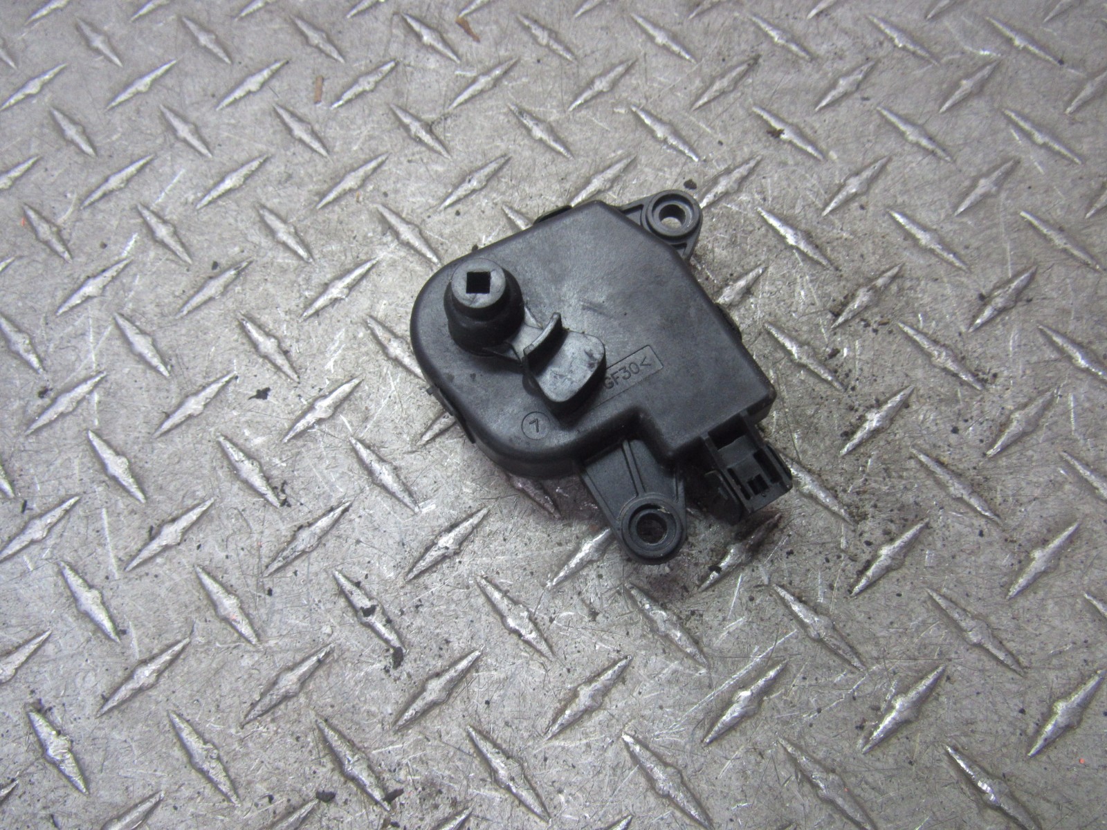 2002 CHRYSLER TOWN & COUNTRY BLEND DOOR ACTUATOR 3251A 12121 3.8L 6CYL