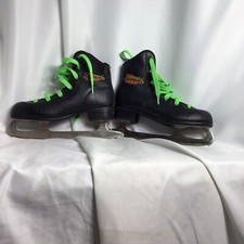 Northern Lites Kids Size 2 Ice Skates Junior Black Figure Skates 8 1/3 Blades