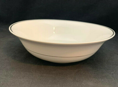 Royal Jackson Moderne Round Serving Bowl - Parisienne Shape / platinum rim