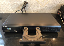 Sony DVP-S360 CD / DVD Player Digital Cinema Sound Home Theater DVD Player
