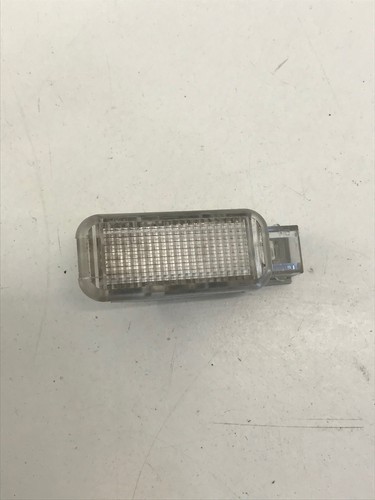 Volkswagen Passat Innenlicht Rechte Rückwand 3B0947415B