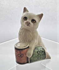 ROYAL DOULTON  VINTAGE CAT WITH CAT FOOD "FEEDING TIME" - 6CM TALL - FREE UK P&P