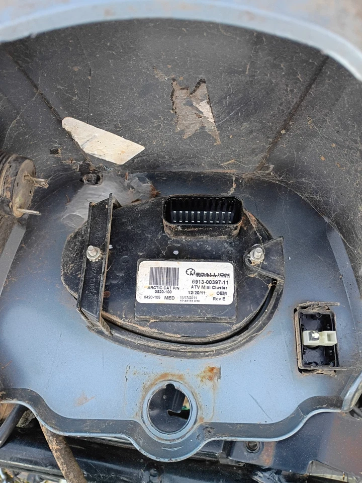 Panel de instrumentos velocímetro Arctic Cat 700 2013 Efi Foto 4 de 4
