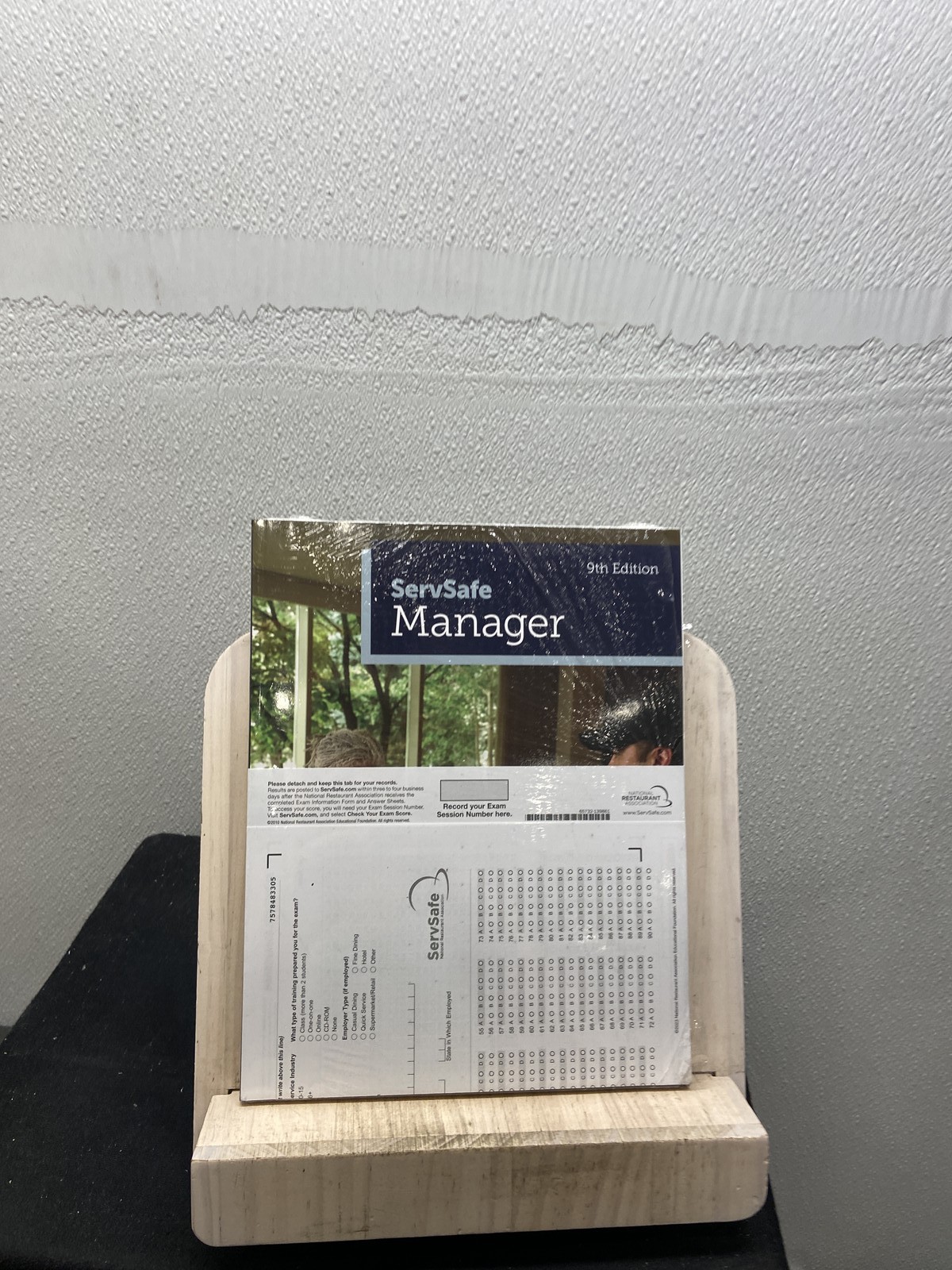 ServSafe Manager 9th Edition Textbook Only English Paperback