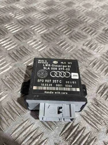 AUDI A6 4A2, C8 Scheinwerfer-Steuergerät 8P0907357 3.00 Diesel 2007 32454925