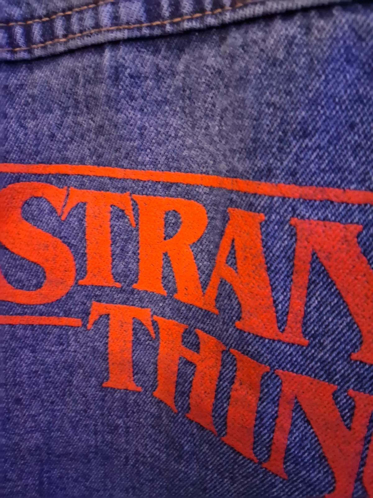 AUTHENTIC Netflix Employee Exclusive STRANGER THINGS Denim Jacket Back Logo XL image 6