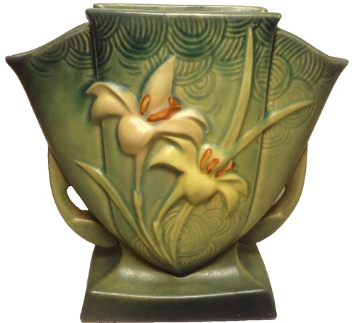 c1946 ART DECO ROSEVILLE pottery ZEPHYR LILY #206-7 EVERGREEN FAN VASE-TOP COND.