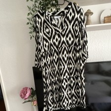Janina Damen Kleid Gr. 36 kurz ärmellos V-Au...