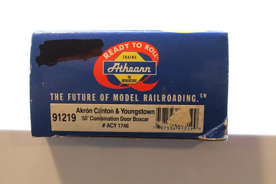 ATHEARN RTR 91219 AKRON CANTON & YOUNGSTOWN 50' COMBINATION DOOR BOXCAR RD.#1746 - Image 3 of 4