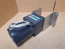 Oriental Motor Co. Induction Motor 5IK40GN-S w/ Gear Head 5GN60K