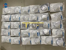 1pcs New Omron Brand New Photoelectric Switch Fiber Unit E32-DC200E E32DC200E