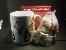 1987 Avon CHRISTMAS CHEER MUG WITH REINDEER ORNAMENT Mint In Box 