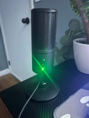 Razor Siren Mini Gaming Mic + PLUS CORD 