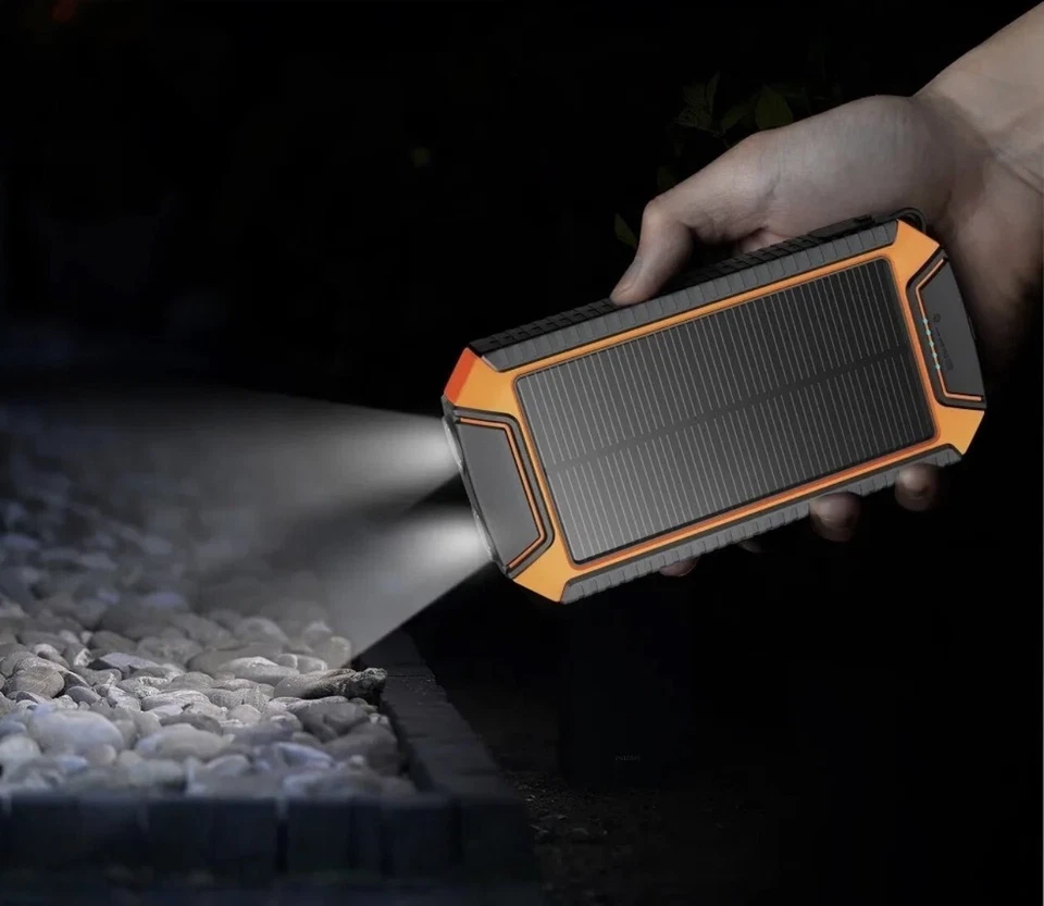 20,000mAh WIRELESS SOLAR CHARGER - Image 4 of 4