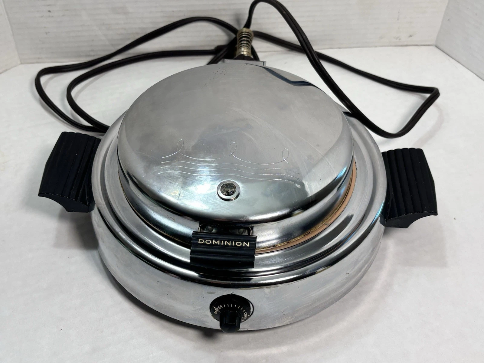 Vintage Dominion 1316 Waffle Maker Chrome Electric Baker USA Tested Works