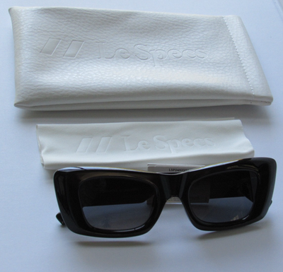 Le Specs DOPAMINE Sunglasses Black w/ Smoke Lens 50-21-150  display picture 2