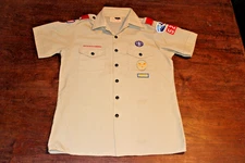 Boy Scouts of America BSA Men's Adult Shirt Medium Poly 20% Wool Tan Sewn Patche
