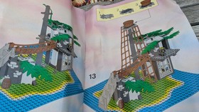 1989 LegoLand #6270 Lego Forbidden Island Pirates Instructions & Idea Book # 250