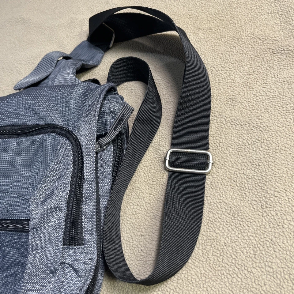 Swissgear Crossbody Small MESSENGER BAG  Gray Travel Shoulder Purse - Image 3 of 4