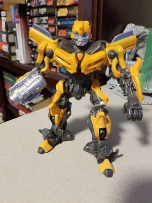 Transformers Bumblebee Action Figure Robo Fighters Hasbro 6.5'' 2011