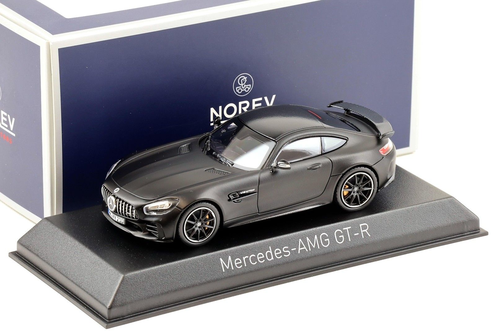 1:43 Norev Mercedes AMG GT R Coupe 2019 Black Magno