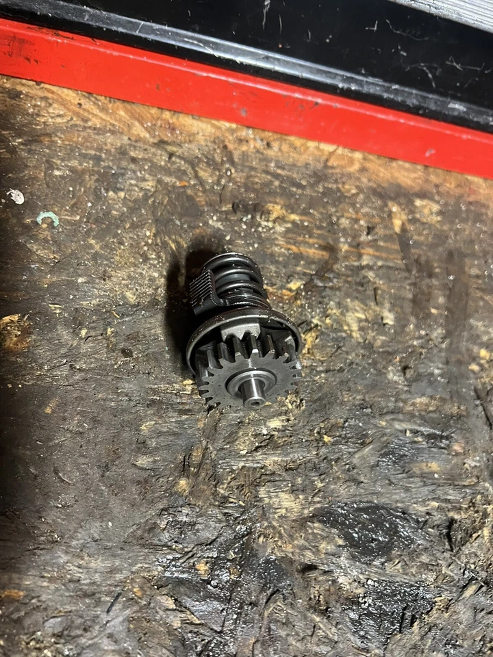 Husqvarna Wr 125 [1995] - Control de escape Válvula de escape Válvulas de escape Foto 2 de 2