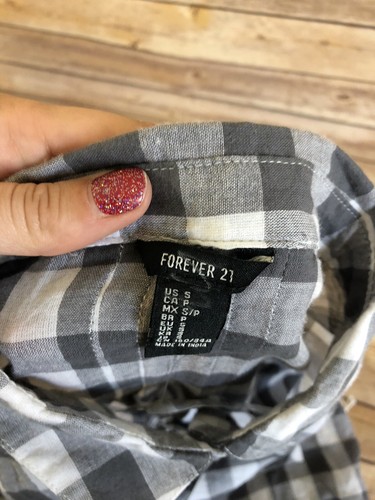 Forever 21 Womens Plaid Shirt Size Small Gray Long Sleeve Top New Button - Picture 8 of 10