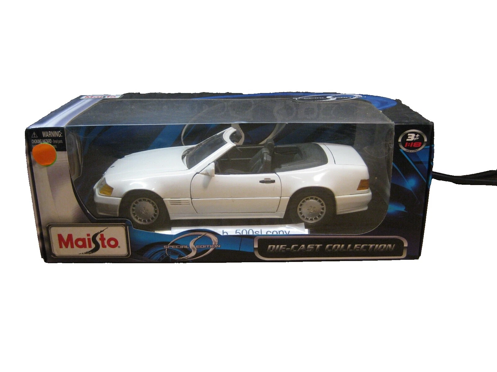 Maisto White 1:18 Scale Vintage Manufacture Diecast Cars, Trucks & Vans