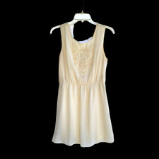 Marineblu Dress Size Medium Sleeveless Cream Embroidered No Belt