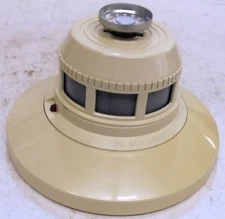 SYSTEM SENSOR SMOKE AND HEAT DETECTOR, B402B,