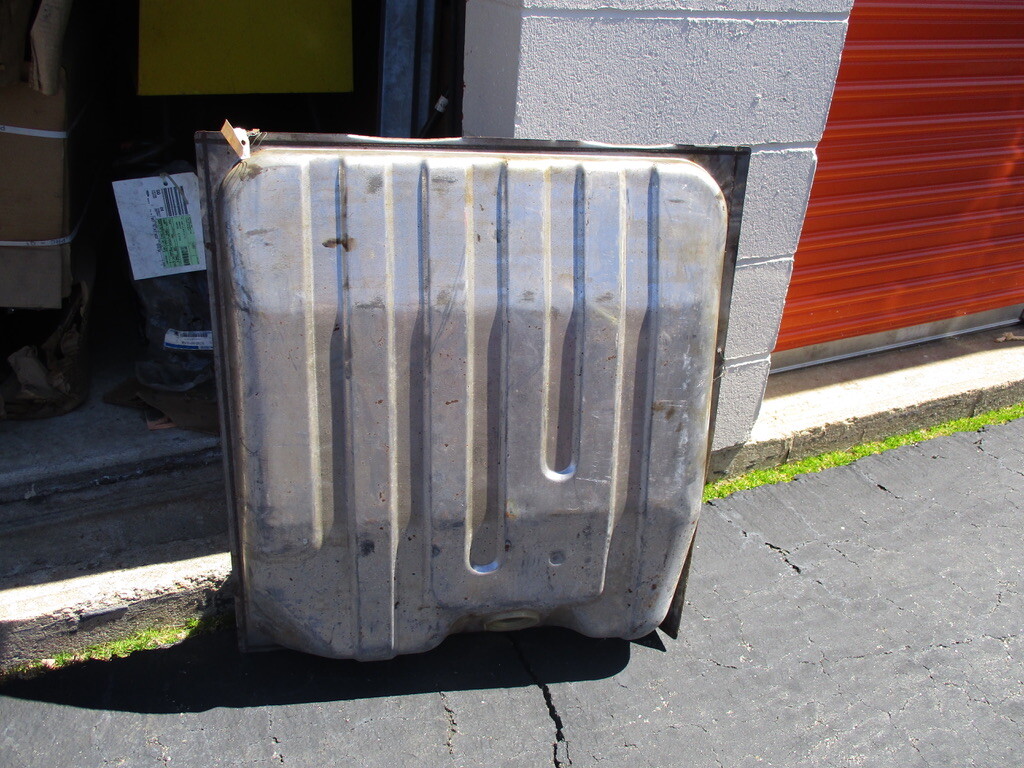 NOS 19801981 Ford Fairmont Fuel Gas Tank 14 gal E0BZ9002B OEM eBay