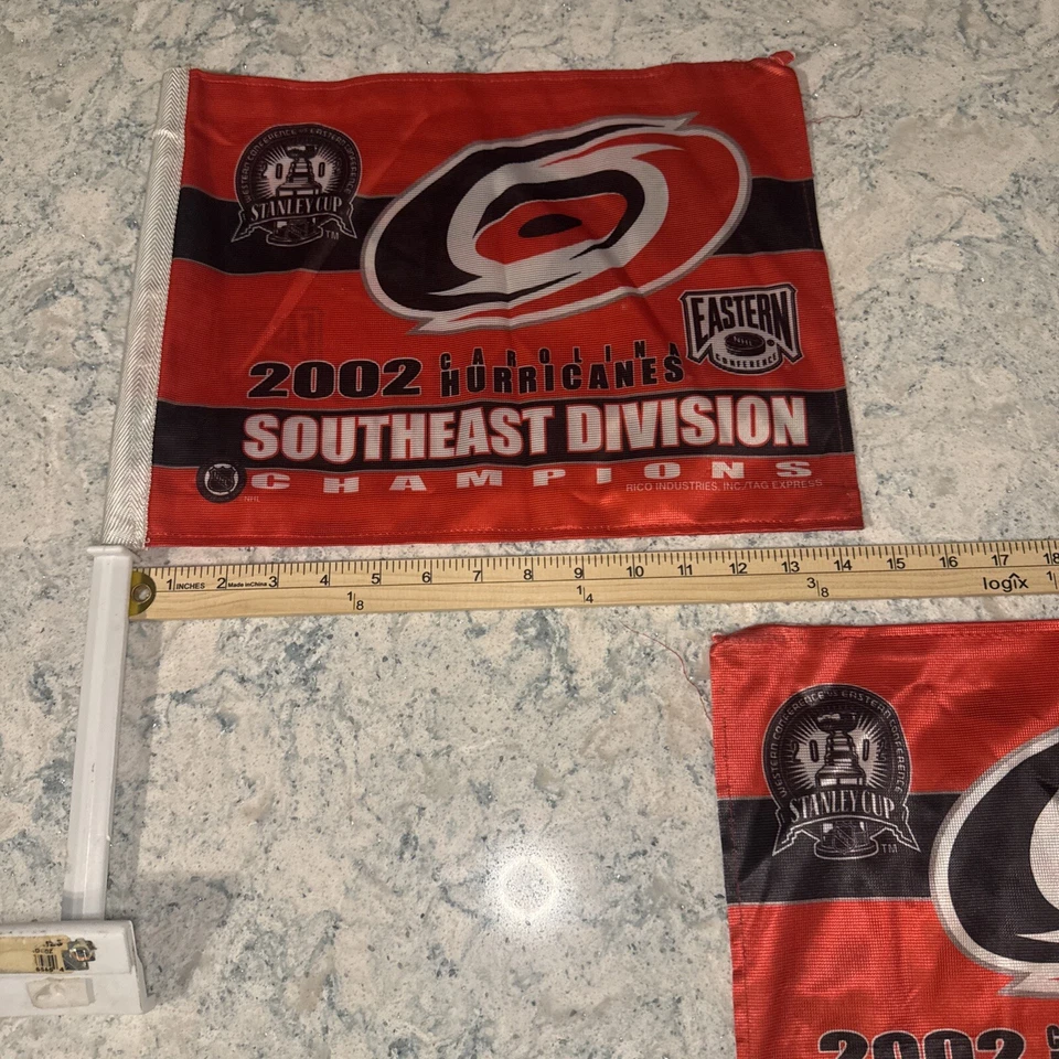 NHL Carolina Hurricanes Car Flags 2002 Southeastern Division Champs (2 Flags) - Image 4 of 4