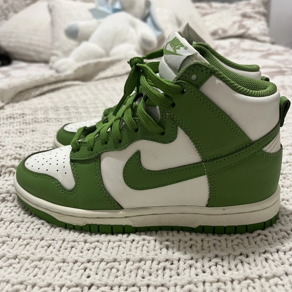 Talla 5- Nike Dunk High Chlorophyll W Foto 3 de 4