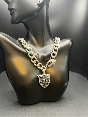 NWT Stigma Silver Tone Chunky Chain Necklace w Crown and Filigree Pendant