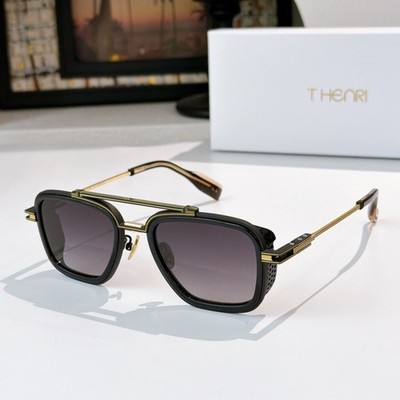 NEW Fashion Eyewear C2 Square-Frame Sunglasses | Gradient Blue