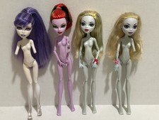 Monster High Doll Lot Of 4 For Parts, Pieces, Customization.