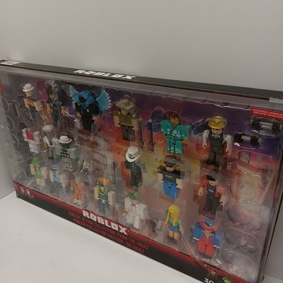 Roblox Action Collection: From the Vault Figure Pack. Missing a