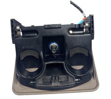 Cenicero de tablero central Ford Crown Victoria Grand Marquis 96-02 tostado
