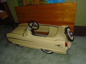 kidillac pedal car
