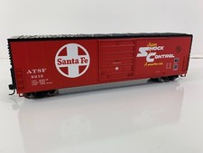 Walthers 910-1914 50' Evans Smoothside Santa Fe Boxcar 9212, HO scale