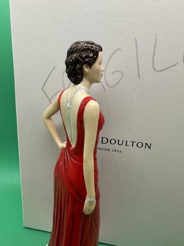 ROYAL DOULTON FASHION THROUGH THE DECADES 1930 JEAN HN5593 #0520/1500 With COA - Picture 6 of 18