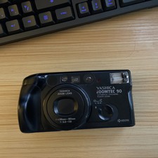 TM854 Yashica Zoomtec 90 35mm Point and Shoot Film Camera Untested
