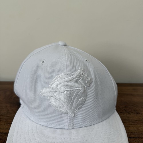 Toronto Blue Jays Whiteout Hat 7 5/8 New Era 59FIFTY MLB Cooperstown Fitted Cap - Picture 2 of 7