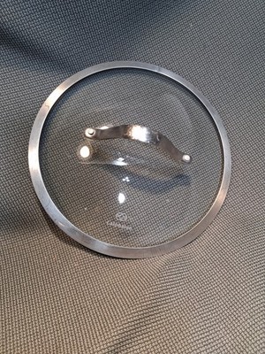 Kitchen Essentials from Calphalon 10  Glass Replacement Lid 9.5  Inner