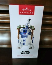2023 Hallmark Keepsake Star Wars  Drink Serving Droid  Ornament - New
