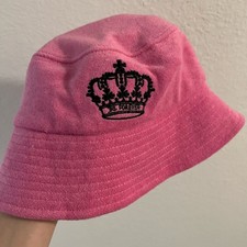Juicy Couture Hot Pink Terry Cloth Bucket Hat Y2K Barbiecore Logo Crown Emblem NWT Juicy Couture Bucket Hat Logo Pink Black Crown Terry  main image 4