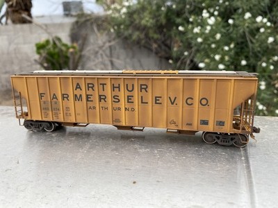Ho FMC 4700 BN Arthur Farms Hopper Weathered Custom Lettered