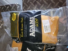 1 pair BRAND NEW Adams KNIT KNEE PADS YELLOW KK-17 S  YOUTH