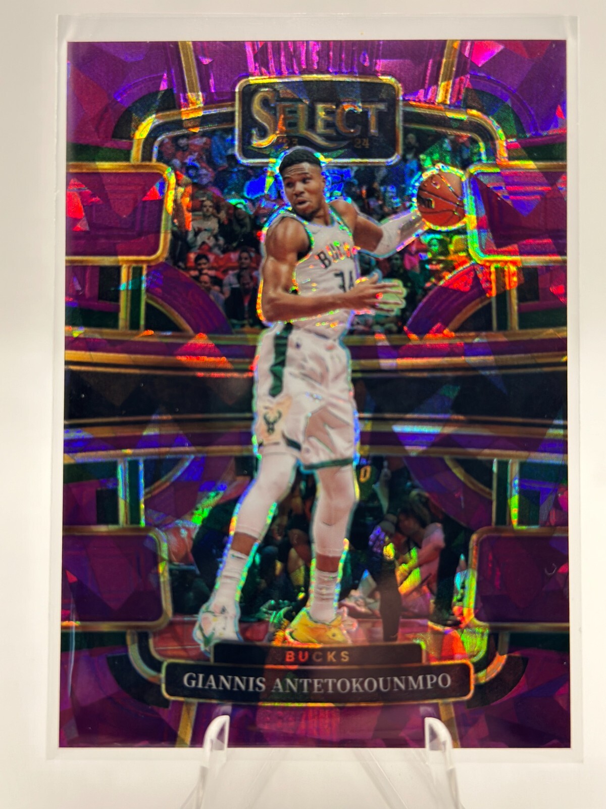2023-24 Select GIANNIS ANTETOKOUNMPO Concourse Purple Ice /99 Bucks #60